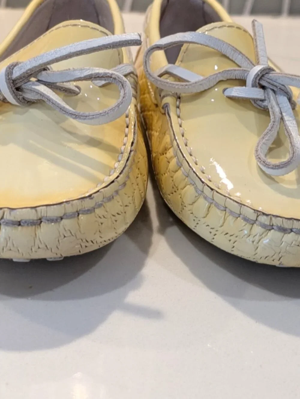 Tod's Loafers pale yellow patent leather Unisex 11.5